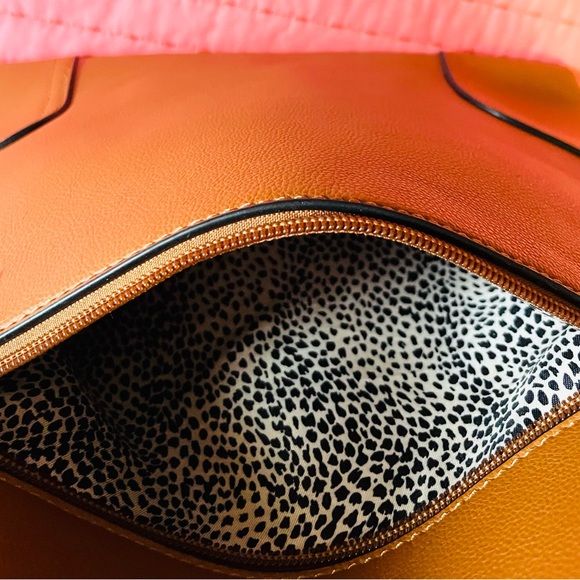 Gorgeous Chestnut Brown Vegan Leather Shoulder Tote Satchel NWOT - Picture 8 of 15